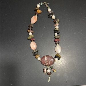 Elegant Multicolor Beaded Necklace